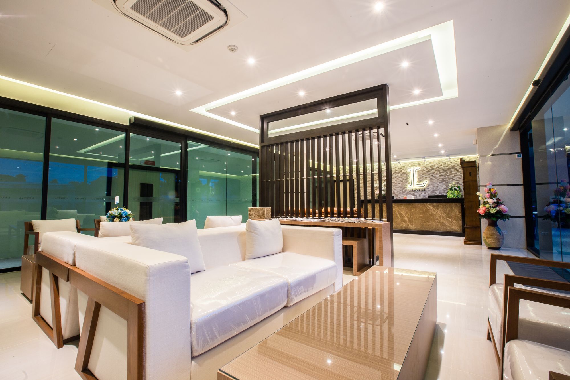 L Hotel 坤敬 外观 照片